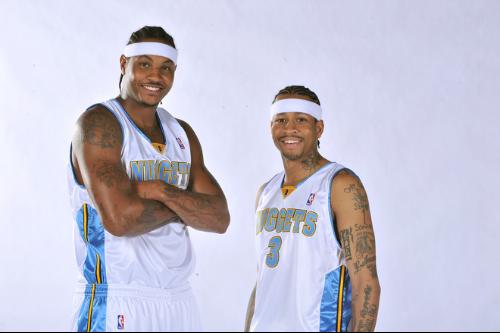 跟队记者：阿莱格里明确要求冬窗买前锋；米兰没考虑齐尔克泽（随队记者称阿莱格里要求冬窗引进前锋，米兰并未考虑齐尔克泽）