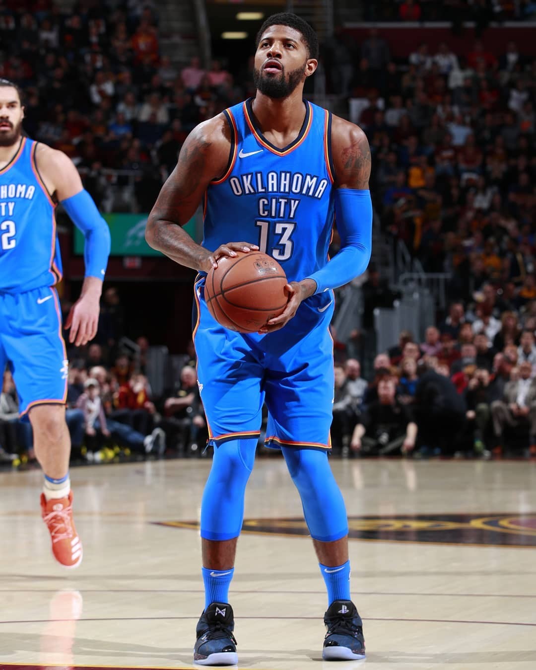 意媒：库普梅纳斯转型中卫表现亮眼，尤文中场补强成当务之急（意媒：库普梅纳斯改打中卫表现出众，尤文中场补强刻不容缓）