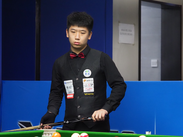 挥身高和手 挥身高和手